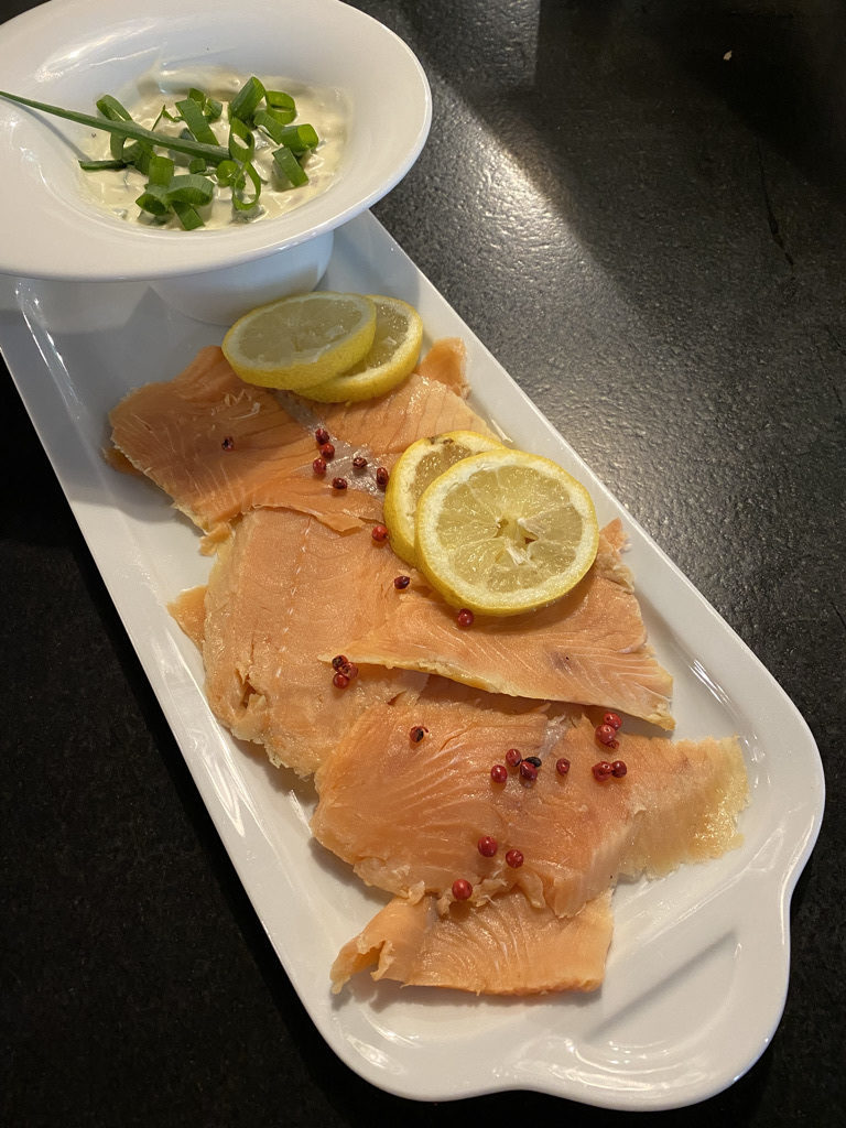 Toast au saumon pour le menu fraicheur