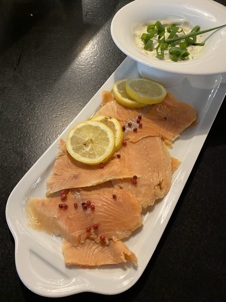 Toast au saumon pour le menu fraicheur
