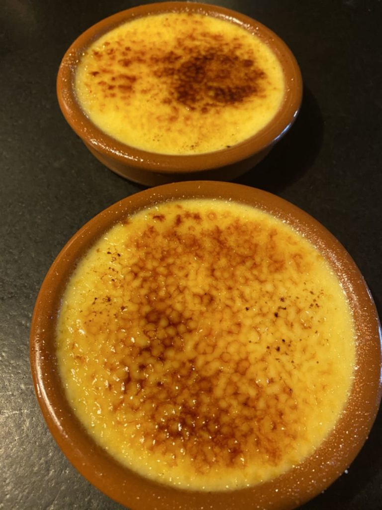 Crème brulée en vente à l'ecolodge Beauregard